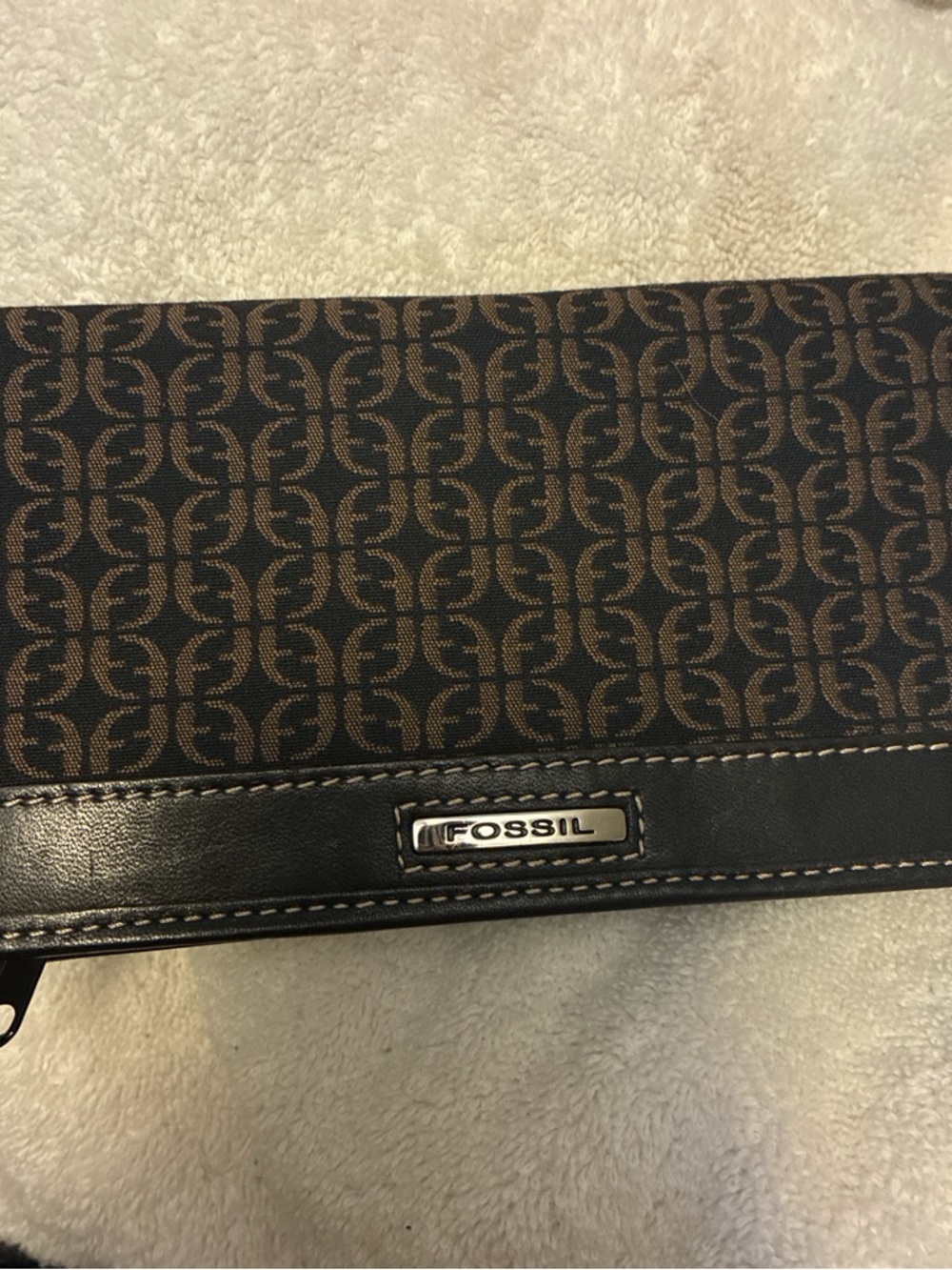 Fossil Brown & Black Signature Zip Clutch